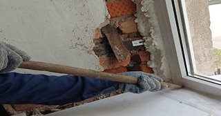 Демонтаж оконных откосов по выгодной цене от 517 руб. в Биробиджане - Сварной-Брб
